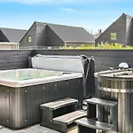 度假居 Spacious Retreat Near - By Traum Sarup