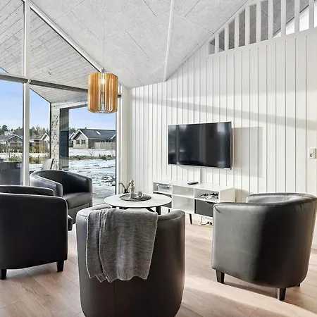 Spacious Retreat Near - By Traum *