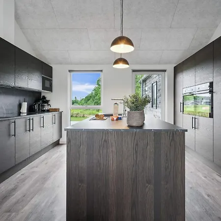 Spacious Retreat Near Tatil Evi *