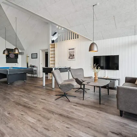 Spacious Retreat Near Tatil Evi *