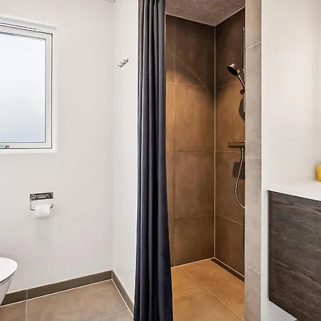 Spacious Retreat Near