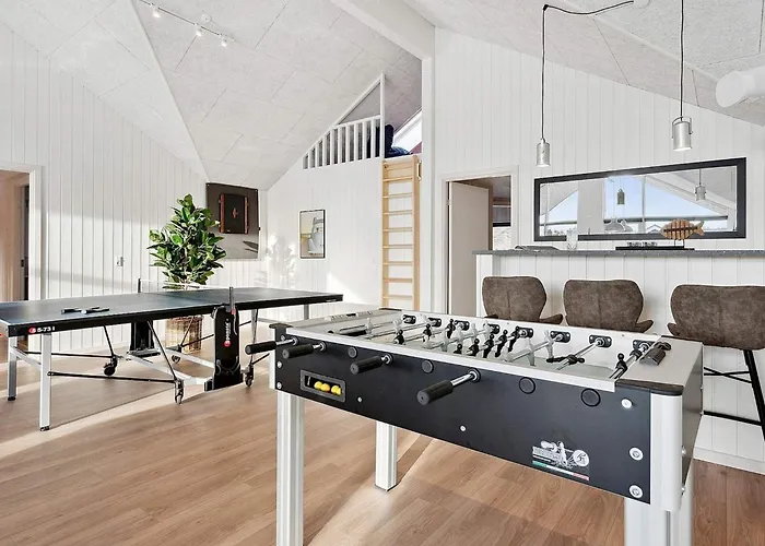 Spacious Retreat Near - By Traum Feriehus *