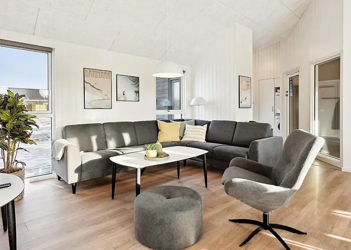 Feriehus Spacious Retreat Near - By Traum Sarup